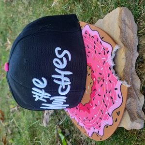 NWT MUNCHIES SNAP BACK HAT